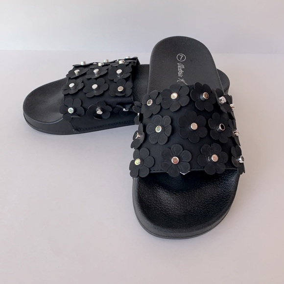 NWOT Victoria K Floral Slide-Size 7 - Picture 4 of 10